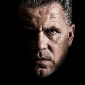 リスキリングを考える男性におすすめの営業講座は？