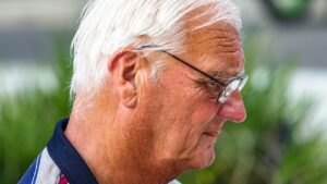 年度末の退職面談で男性に効果的な伝え方は？