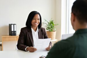 年度末営業から採用人事への転職、進め方はどうするべき？