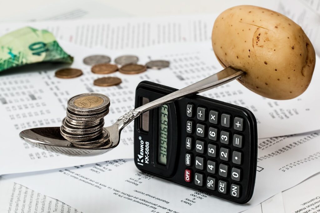 転職エージェントを利用する際のお金のかかるポイントは？