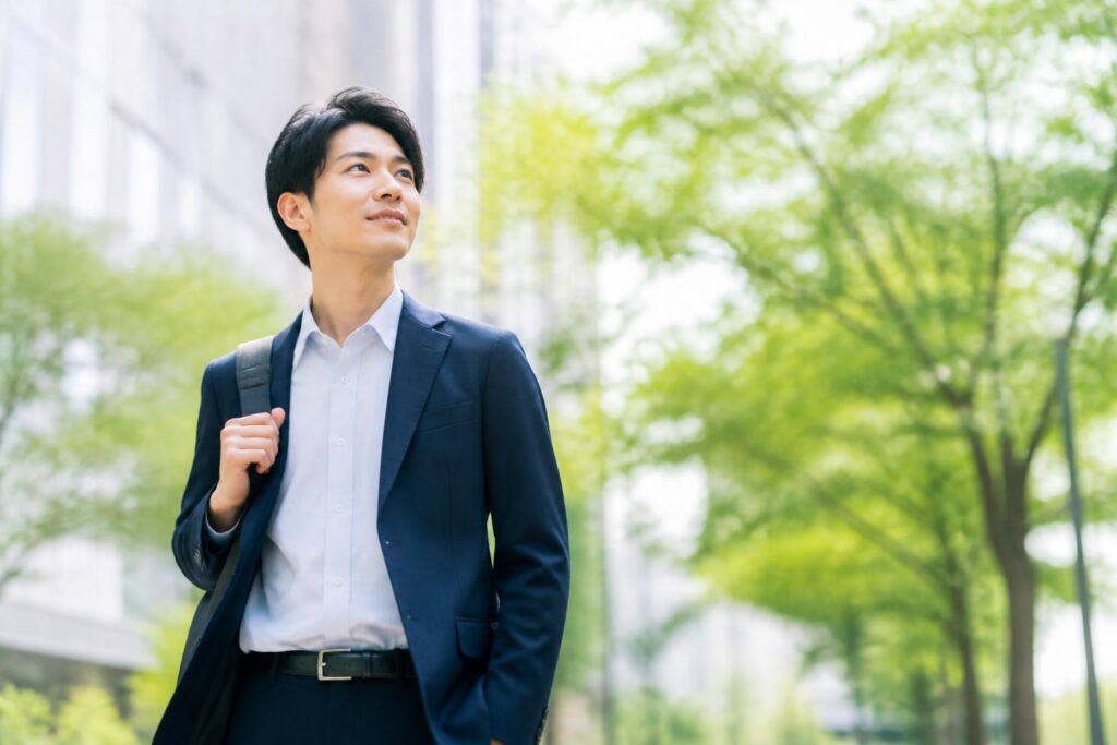 営業職の転職活動を在職中に進める方法は?